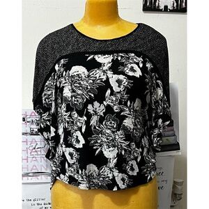 H&M Women's Floral Blouse Size L Multicolor Crew Neck Short Sleeve